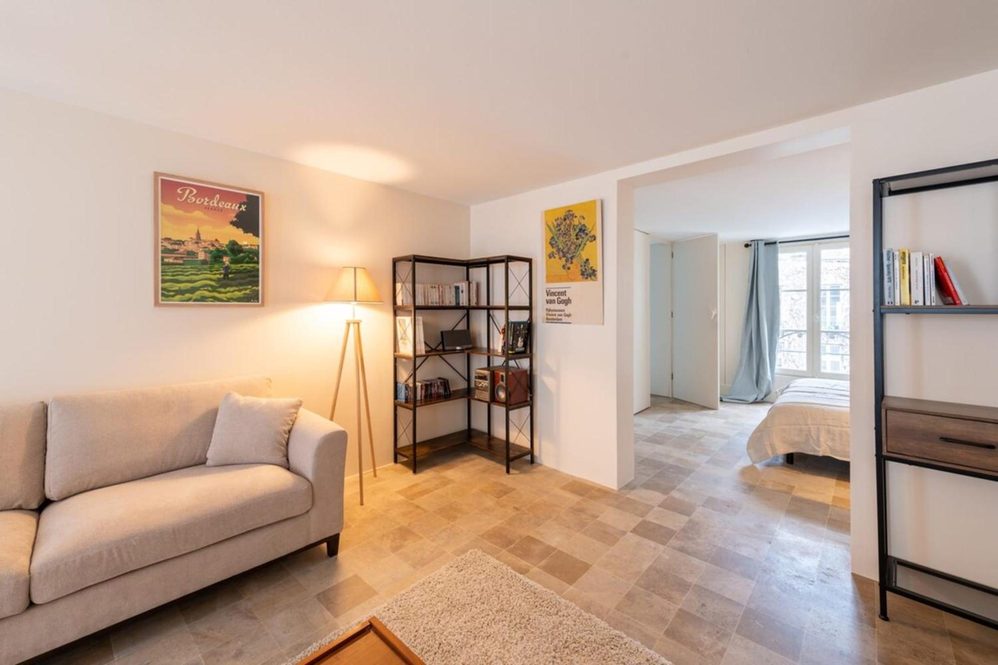 New Captivating - Saint-germain-des-pres * Parijs