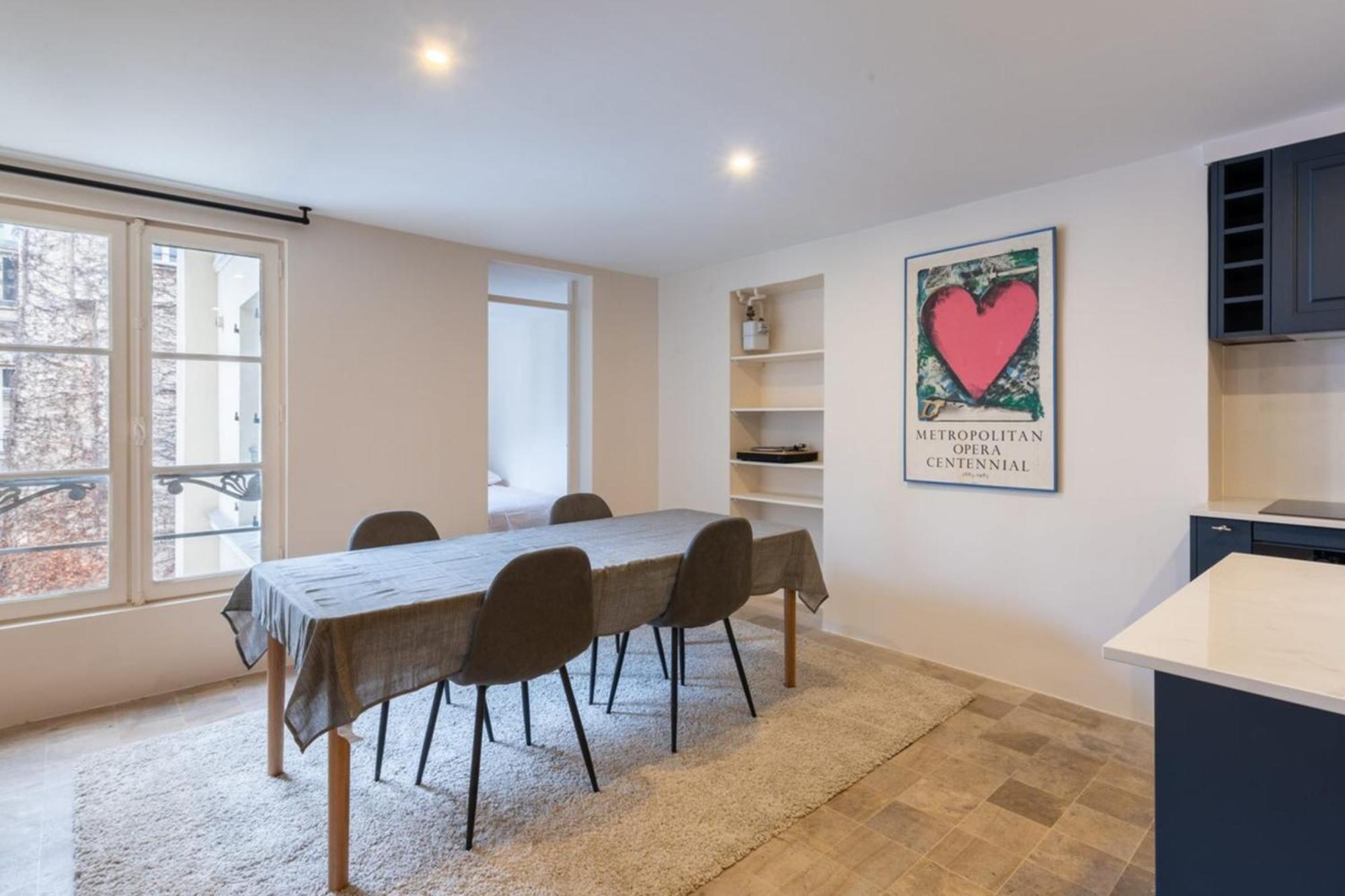 New Captivating - Saint-germain-des-pres Parijs